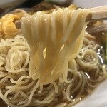 木曽餃子 - 麵リフト