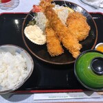Tonkatsu To Washokuno Mise Chouhachi - ミックスフライ定食
