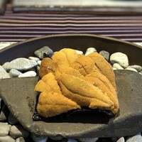 日本料理 TOBIUME - ◆始まり　雲丹せんべい・・雲丹せんべいという名の、素晴らしいお料理。