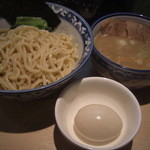 ラーメン雷鳥 - ４号つけ麺と味玉
