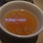 ラーメン雷鳥 - しゃもスープ：スープ割で投下しました！