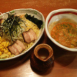 麺工房　茜屋 - ピリ辛のつけ麺（830円）