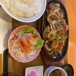 Sakaeya - 島根・鳥取産和牛ホルモン鉄板焼き定食