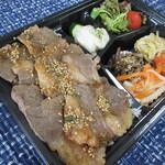 ヤキニク園 - 【和牛カルビ弁当　９８０円】