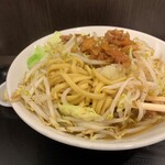 156985871 - 麺リフト