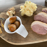 Cafe & Wine bar O-de-Pa-ru - 烟熏拼盘