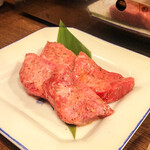 Tare Yakiniku Kinnikuya - 