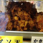 一〇そば - ゲソ山積み