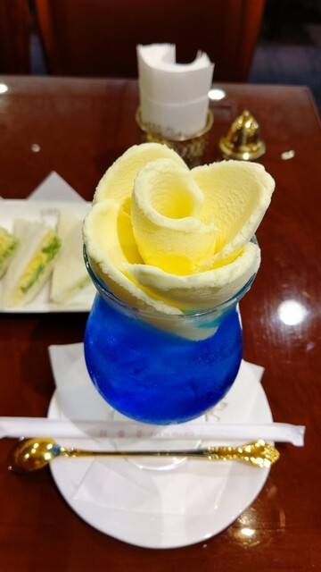 休日朝のご褒美にデパートの豪華プリンアラモード By しゃぼんだま コーヒープラザ 壹番館 柏 喫茶店 食べログ 休日朝のご褒美にデパートの豪華プリンアラモード By しゃぼんだま コーヒープラザ 壹番館 柏 喫茶店 食べログ