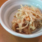 麺汁食膳 好日 - ランチサービスの小鉢（もやし）