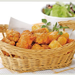 Gurateshimo - ジューシーチキン＆ポテトL・やわらかいチキンと一口サイズのハッシュドポテトのコンビネーション。
