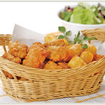 グラテシモ - ジューシーチキン＆ポテトL・やわらかいチキンと一口サイズのハッシュドポテトのコンビネーション。