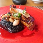 阿蘇レストラン&菓子屋 ギフト - 「宮崎産桜姫鶏もも肉のロースト、大分県産ジャンボ椎茸と赤ワインのソース」