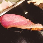 金寿司 - カツオ
