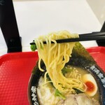 Yokohama Iekei Ramen Koujinya - 細麺