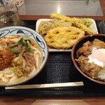 Marugame Seimen - シビ辛麻辣坦々うどん(期間限定)+豚たま丼+天ぷらいろいろ