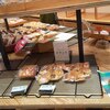 KOBE 1er Bakery Market - バカンスのパンコーナー