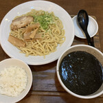 Menya Bushou - ブラック味玉つけ麺（1,130円）