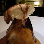 エクアトゥール - 丹波産　石鎚の渋皮煮を包んだ焼きモンブランと五香粉のアイスクリーム　ピスタチオソース