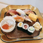 Sushi Tajima - ランチのにぎり一人前　1000円