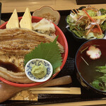 はかりめ じゅん - 穴子丼、梅水晶、フルーツのゼリー