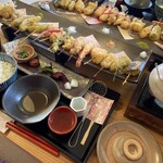 舞妓飯 - 十六色の一口串天ぷら膳①