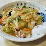 新華楼 - 中華丼