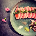 Duck meat sashimi topped with mountain wasabi