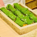 日本橋 蕎ノ字 - ◆うに大葉巻き（北海道産）
      