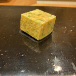 鮨 まつうら - アオサの香り豊かな玉子　でもほんのり甘いところが〆の一品という感じ