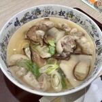 中国大明火鍋城　木の葉キッチン - 【とん足麺】通常は750円(税込)ですが、この日の日替わり麺ということで680円(税込)でいただけました。