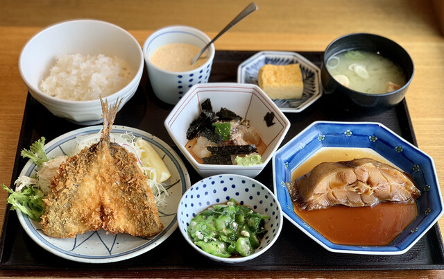 田中田式海鮮食堂 魚忠 ウオチュウ 西鉄福岡 天神 定食 食堂 食べログ