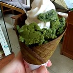 日本茶専門店 玉翠園 - 雪萌えパフェ（手焼抹茶コーン）