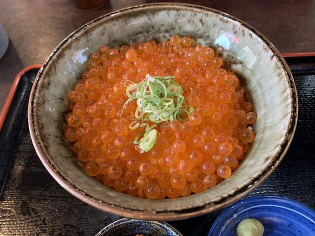 いくら家 丼 伊川谷店 （いくらや どん） - 人丸前/海鮮丼