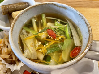 ネオ ガーデン カフェ - 名物の薬膳スープはここでしかいただけないお味。
身体に沁み渡ります。