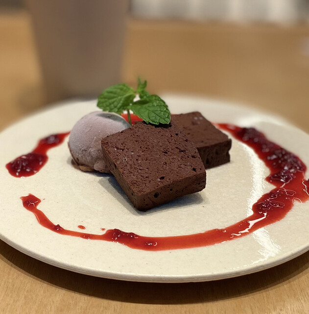 グリーン ビーン トゥ バー チョコレート 日本橋店 Green Bean To Bar Chocolate 新日本橋 チョコレート 食べログ