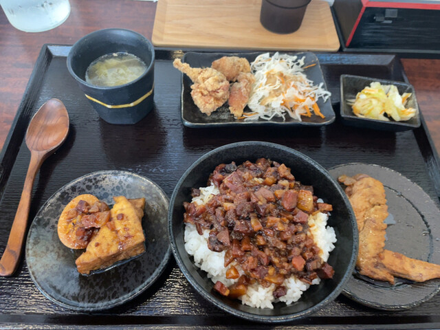 蒸蒸日上 ジョウジョウニチジョウ 箱崎九大前 台湾料理 食べログ 蒸蒸日上 ジョウジョウニチジョウ 箱崎九大前 台湾料理 食べログ