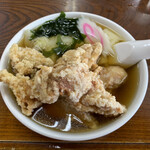 足利麺 - 料理写真:インパクト抜群の「からあげラーメン」　950円