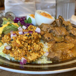 キュマン - ラムカレーとキーマ