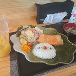 GOHAN-YA あたしんち - おまかせ定食 (ハラス) 900円(税込)