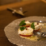 オステリアラブラ - カプレーゼ本当に美味しい