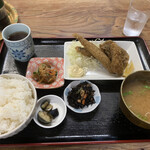 駅前いちば食堂 - フライ定食