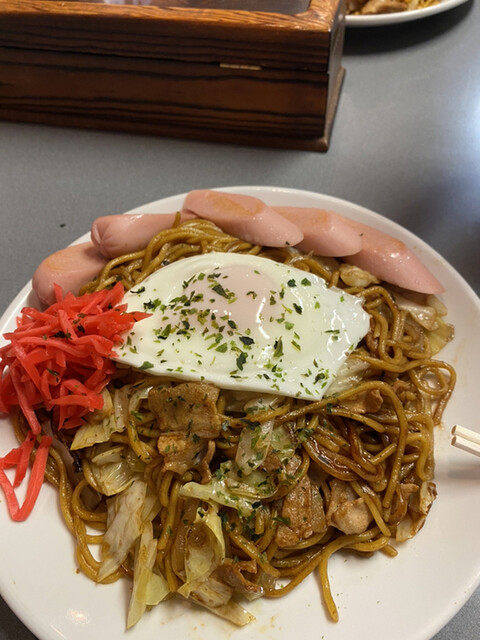 焼そば ランラン 中央区役所前 焼きそば 食べログ