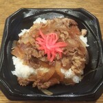 ディオ - 牛丼 (税抜)184円 ※開封後 (2021.08.25)