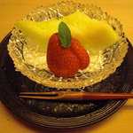 もめん - メロンといちご。