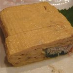 蕎麦バーかつのや - しらす梅入り出し巻き玉子