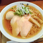 自家製麺 ラーメン創房 忠虎 - 冷やし本枯節ラーメン　煮玉子付き大盛り