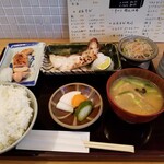 定食 美松 - 定食＋α。