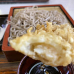 富士 - 海老天の衣は厚めですが、これがざる蕎麦のつけつゆとよく合います