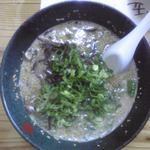 博多とんこつ 天神旗 - 老塩